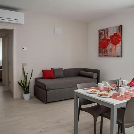 Camelot Red - Apartment Verona