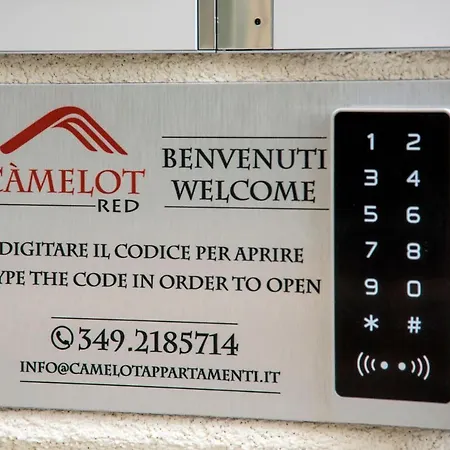 Camelot Red - Apartment *