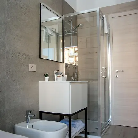 Camelot Red - Apartment *