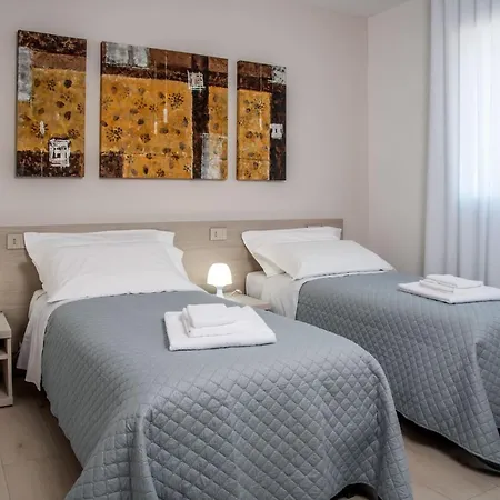 Camelot Red - Apartment *