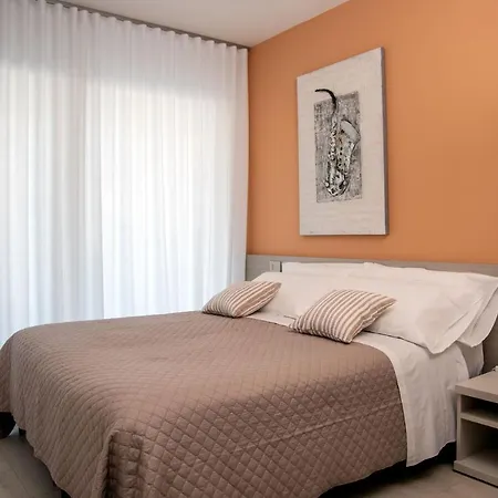 Apartment Camelot Red - Verona