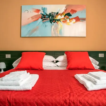 Apartment Camelot Red - *
